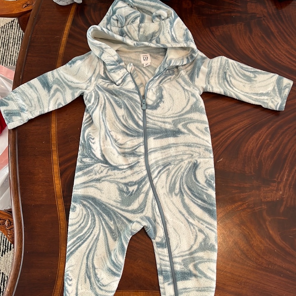 Gap fleece hooded suit